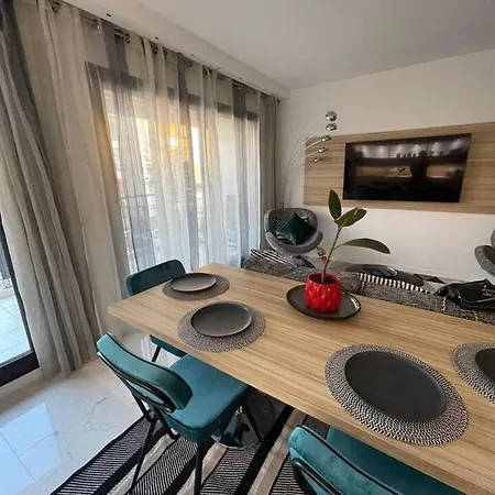 2/3 Pieces Plein Centre 200 M De La Plage +parking Διαμέρισμα